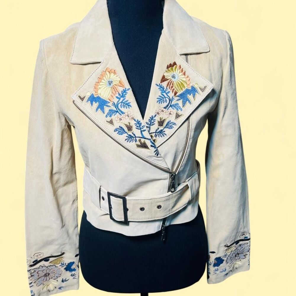 Heart Moon Rampage Women's Tan and Cream 💯 Suede leather Jacket NWT Size S